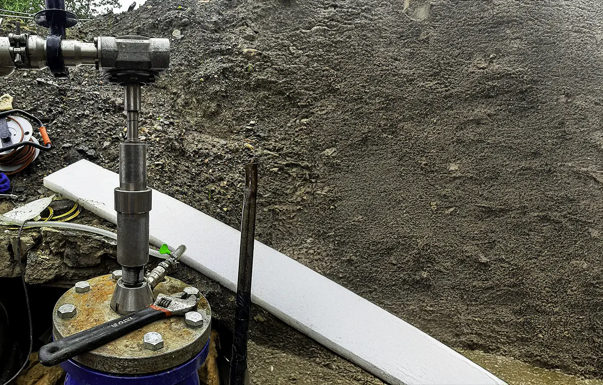 zawór do preizolacji z suchym trzpieniem podczas montażu w wykopie – armatura do sieci ciepłowniczej globtos